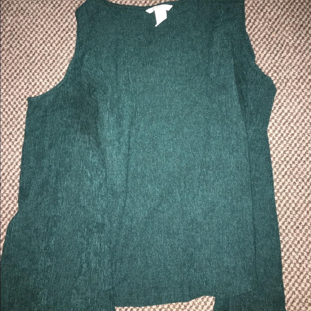 green h&m long sleeve shirt with shoulder cut outs